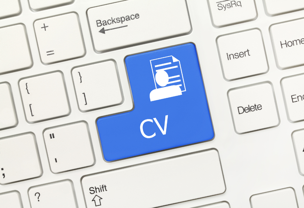 Jak napisać dobre CV? Poradnik dla programisty.